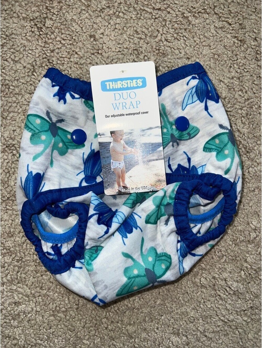 NWT Thirsties duo wrap